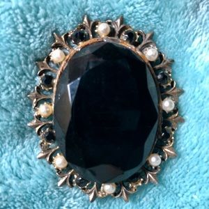 Vintage Black Oval Brooch / Pendant with Pearl Accents